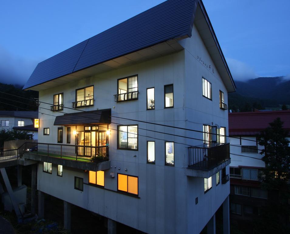 Resort Inn Chiharu Нодзава-Онсен Екстер'єр фото